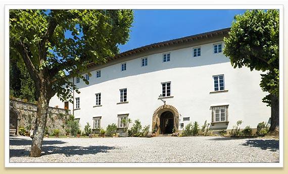 Casa Diocesana Di Lucca Aparthotel Exterior photo